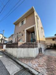 南海泉北線和泉中央駅まで徒歩20分