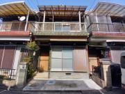 ＪＲ片町線長尾駅までバス約6分 徒歩8分