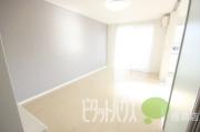 シャーメゾンエピナールIII番館 B