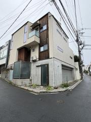 代々木5丁目貸家