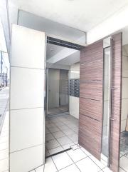 鹿児島市電唐湊線中洲通駅まで徒歩8分