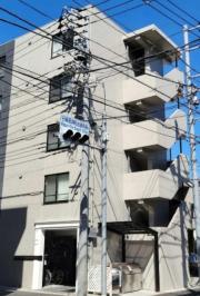東京メトロ日比谷線三ノ輪駅まで徒歩9分