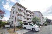 森の里くすのき台団地1号棟