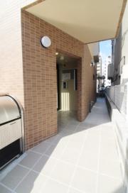 鹿児島市電谷山線鴨池駅まで徒歩4分