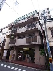 ＪＲ東海道本線三ノ宮駅まで徒歩6分