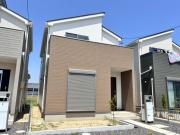 リナージュ津市末広町03