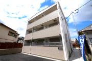 ＪＲ片町線四条畷駅まで徒歩4分