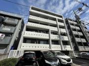 鹿児島市電谷山線荒田八幡駅まで徒歩4分