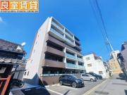 Colline Field 名駅南