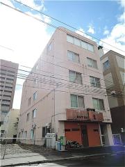 地下鉄東西線西１８丁目駅まで徒歩2分