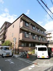 南海本線岸里玉出駅まで徒歩2分