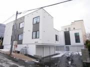 地下鉄東西線南郷１８丁目駅まで徒歩8分