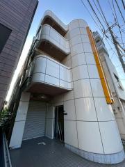 ＪＲ内房線本千葉駅まで徒歩3分
