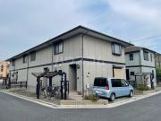 アビタ 東南西 館