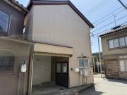 定塚町貸家