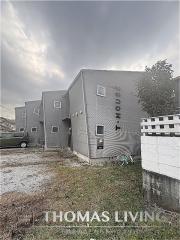 T.HOUSE