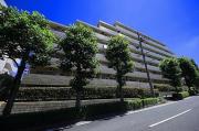 京王相模原線京王永山駅までバス約8分 徒歩7分