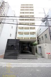 地下鉄四つ橋線本町駅まで徒歩8分