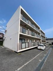 山陽電鉄本線須磨寺駅まで徒歩7分