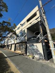 山陽電鉄本線伊保駅まで徒歩21分