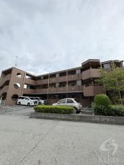 ＪＲ山陽本線明石駅までバス約21分 徒歩1分
