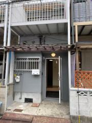 綾園6丁目貸家