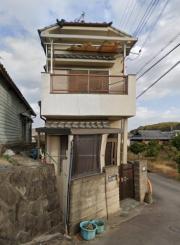 南海泉北線和泉中央駅まで徒歩51分