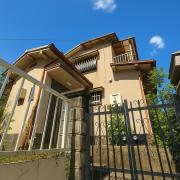 安岡寺町2丁目貸家