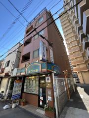 メゾン出口