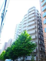 東京メトロ日比谷線北千住駅まで徒歩13分