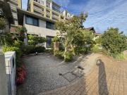 阪神本線西宮駅までバス約16分 徒歩3分