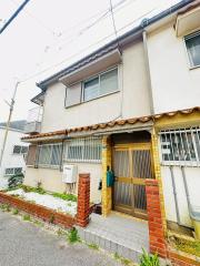 潮見台町3丁目貸家