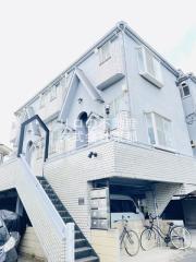 クレセントハイツB号館