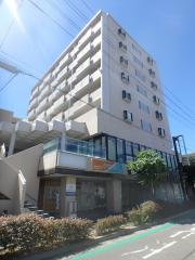 阪急今津線甲東園駅まで徒歩2分