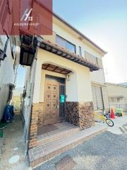 布市町2丁目貸家