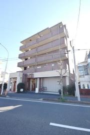 小田急江ノ島線本鵠沼駅まで徒歩5分