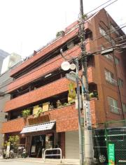 西武新宿線西武新宿駅まで徒歩3分