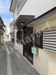 上新地町2丁目4-2貸家