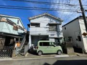 みなとみらい線元町・中華街駅までバス約20分 徒歩3分