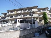 近鉄大阪線大和高田駅までバス約15分 徒歩1分
