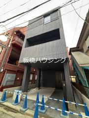 西武新宿線鷺ノ宮駅まで徒歩2分