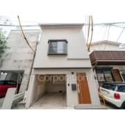 東京メトロ千代田線代々木公園駅まで徒歩5分