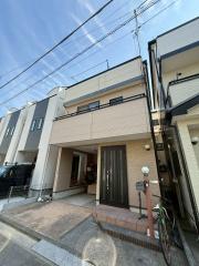 横浜市磯子区滝頭2丁目戸建