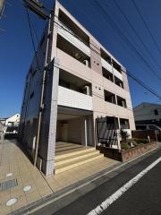 京王相模原線南大沢駅まで徒歩18分