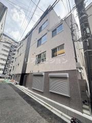 COMPOSITE新宿三丁目