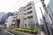 都営大江戸線飯田橋駅まで徒歩8分