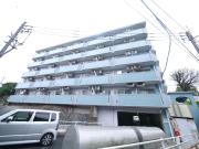ＪＲ鹿児島本線折尾駅までバス約10分 徒歩5分