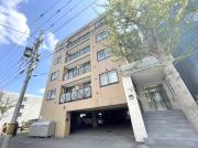 地下鉄東西線バスセンター前駅まで徒歩10分