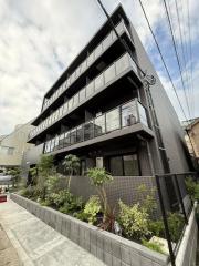 Log登戸Station side