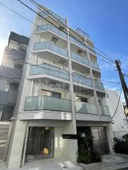 エストゥルース ニシ-ヨコハマ